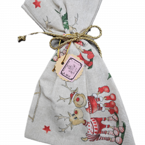 Geschenksäckchen aus Stoff mit Rentiermotiv und grüner Kordel